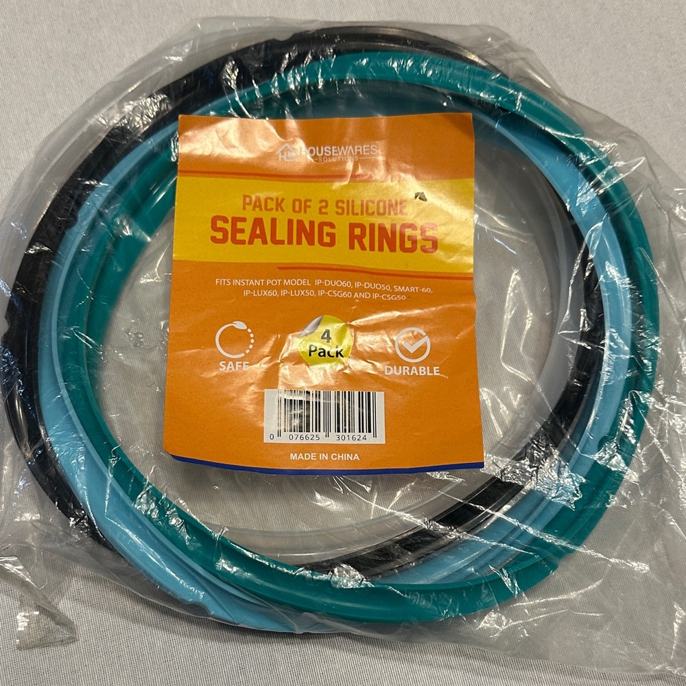 NWT, Instant Pot Silicone Sealing Rings Pack of 4